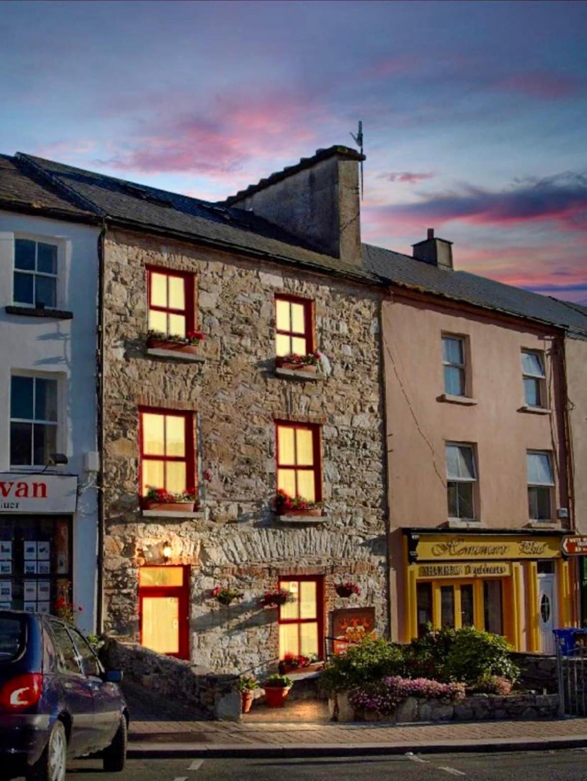 White Heather House Clifden Town Square Exterior foto